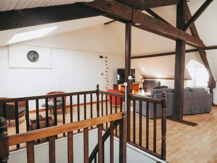 Appartement Avec Patio Sainte-Anne-d'Auray Bagian luar foto